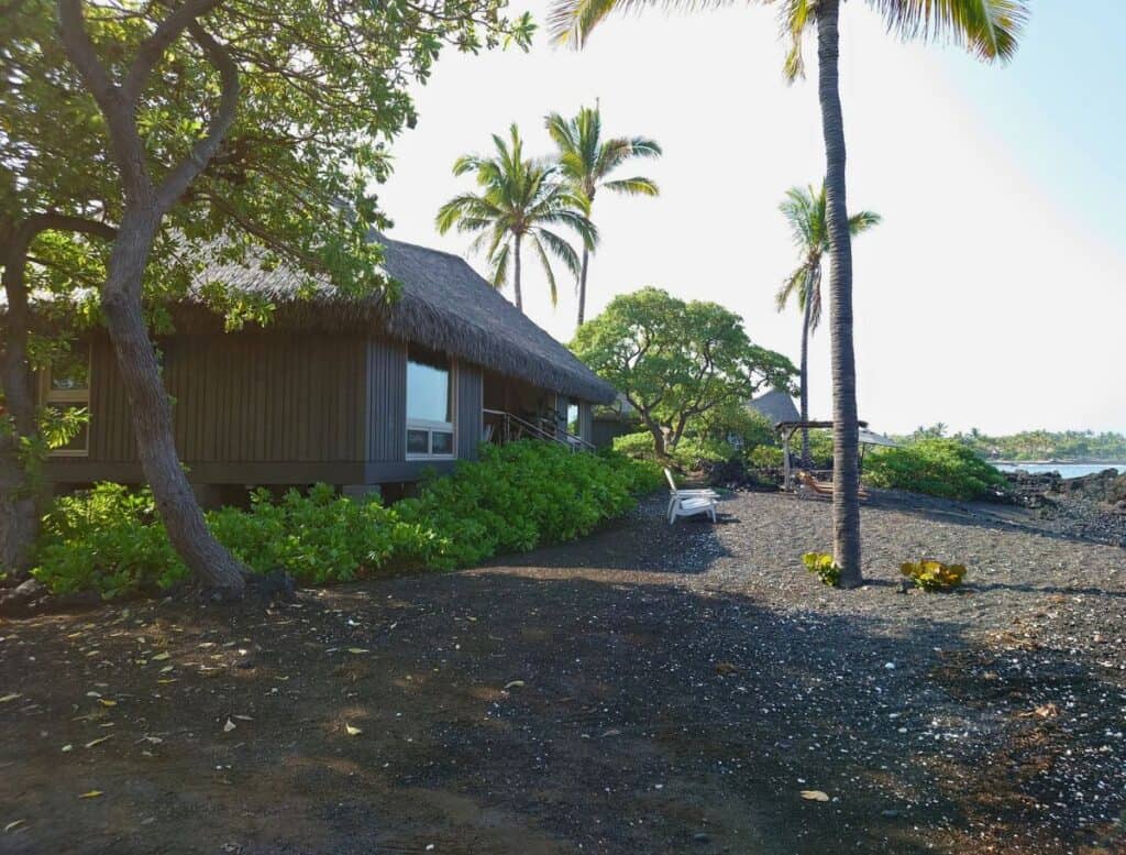 Beach Front Black Sand Two Bedroom Kauhale