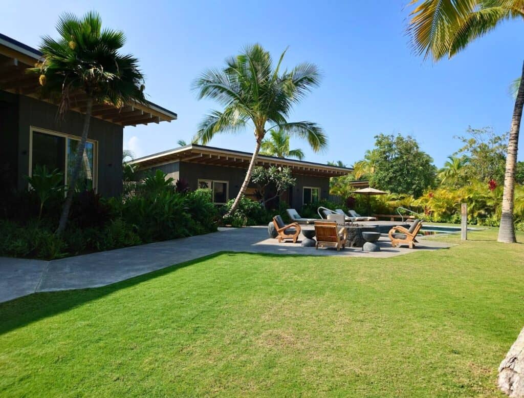 outdoor lawn in front of hales